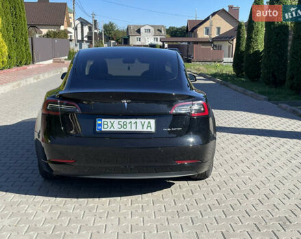 Чорний Тесла Модель 3, об'ємом двигуна 0 л та пробігом 68 тис. км за 22300 $, фото 30 на Automoto.ua