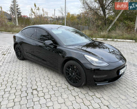 Тесла Модель 3 2021 у Ковель на Automoto.ua Чорний Тесла Модель 3, об'ємом двигуна 0 л та пробігом 63 тис. км за 22500 $, фото 4 на Automoto.ua