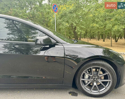 Чорний Тесла Модель 3, об'ємом двигуна 0 л та пробігом 82 тис. км за 19999 $, фото 13 на Automoto.ua