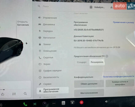 Чорний Тесла Модель 3, об'ємом двигуна 0 л та пробігом 68 тис. км за 22300 $, фото 7 на Automoto.ua