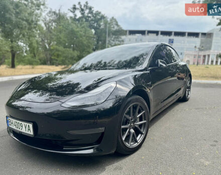 Чорний Тесла Модель 3, об'ємом двигуна 0 л та пробігом 82 тис. км за 19999 $, фото 5 на Automoto.ua
