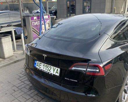 Чорний Тесла Модель 3, об'ємом двигуна 0 л та пробігом 76 тис. км за 27000 $, фото 6 на Automoto.ua