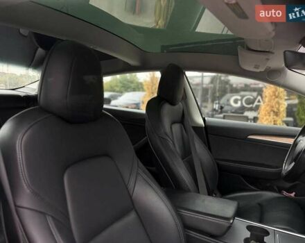 Тесла Модель 3 2021 у Києві на Automoto.ua Чорний Тесла Модель 3, об'ємом двигуна 0 л та пробігом 159 тис. км за 17800 $, фото 16 на Automoto.ua