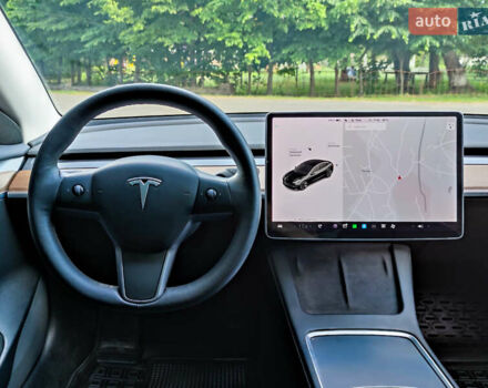 Черный Тесла Модель 3, объемом двигателя 0 л и пробегом 110 тыс. км за 19500 $, фото 27 на Automoto.ua