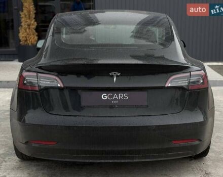 Тесла Модель 3 2021 у Києві на Automoto.ua Чорний Тесла Модель 3, об'ємом двигуна 0 л та пробігом 159 тис. км за 17800 $, фото 4 на Automoto.ua