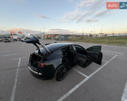 Тесла Модель 3 2021 у Києві на Automoto.ua Чорний Тесла Модель 3, об'ємом двигуна 0 л та пробігом 57 тис. км за 22000 $, фото 8 на Automoto.ua