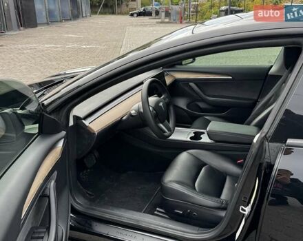 Черный Тесла Модель 3, объемом двигателя 0 л и пробегом 110 тыс. км за 18500 $, фото 8 на Automoto.ua