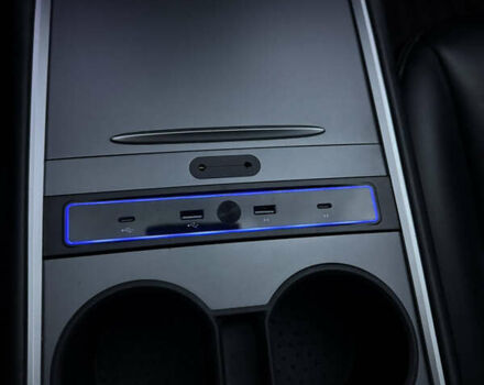 Чорний Тесла Модель 3, об'ємом двигуна 0 л та пробігом 64 тис. км за 22900 $, фото 43 на Automoto.ua