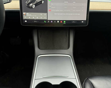 Чорний Тесла Модель 3, об'ємом двигуна 0 л та пробігом 90 тис. км за 23500 $, фото 11 на Automoto.ua