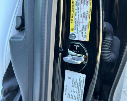 Чорний Тесла Модель 3, об'ємом двигуна 0 л та пробігом 49 тис. км за 25500 $, фото 30 на Automoto.ua