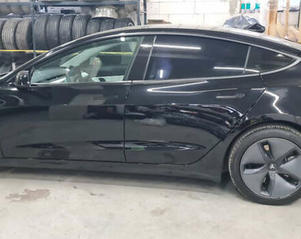 Черный Тесла Модель 3, объемом двигателя 0 л и пробегом 30 тыс. км за 16500 $, фото 9 на Automoto.ua