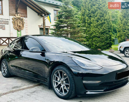 Чорний Тесла Модель 3, об'ємом двигуна 0 л та пробігом 70 тис. км за 19900 $, фото 9 на Automoto.ua