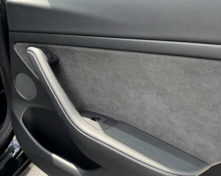 Черный Тесла Модель 3, объемом двигателя 0 л и пробегом 55 тыс. км за 18000 $, фото 17 на Automoto.ua