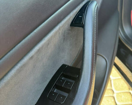 Чорний Тесла Модель 3, об'ємом двигуна 0 л та пробігом 115 тис. км за 22999 $, фото 6 на Automoto.ua