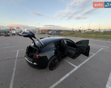 Тесла Модель 3 2021 у Києві на Automoto.ua Чорний Тесла Модель 3, об'ємом двигуна 0 л та пробігом 57 тис. км за 22000 $, фото 9 на Automoto.ua