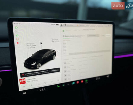 Чорний Тесла Модель 3, об'ємом двигуна 0 л та пробігом 64 тис. км за 22900 $, фото 47 на Automoto.ua