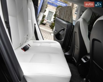 Черный Тесла Модель 3, объемом двигателя 0 л и пробегом 98 тыс. км за 23200 $, фото 17 на Automoto.ua