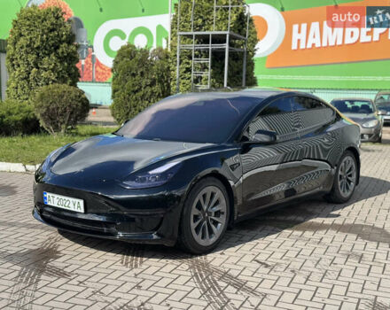 Чорний Тесла Модель 3, об'ємом двигуна 0 л та пробігом 64 тис. км за 22900 $, фото 4 на Automoto.ua