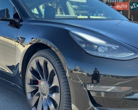Черный Тесла Модель 3, объемом двигателя 0 л и пробегом 59 тыс. км за 24000 $, фото 4 на Automoto.ua