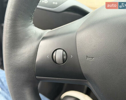 Черный Тесла Модель 3, объемом двигателя 0 л и пробегом 80 тыс. км за 18700 $, фото 46 на Automoto.ua