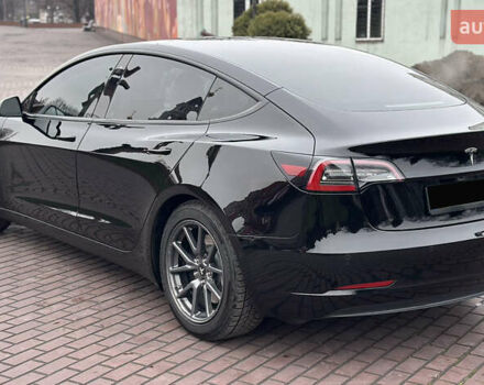 Чорний Тесла Модель 3, об'ємом двигуна 0 л та пробігом 120 тис. км за 19500 $, фото 11 на Automoto.ua