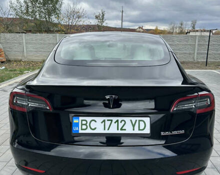Чорний Тесла Модель 3, об'ємом двигуна 0 л та пробігом 98 тис. км за 21800 $, фото 10 на Automoto.ua