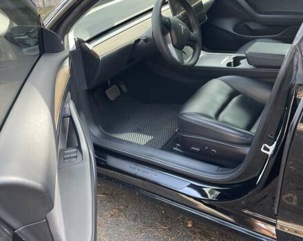 Чорний Тесла Модель 3, об'ємом двигуна 0 л та пробігом 125 тис. км за 17700 $, фото 9 на Automoto.ua