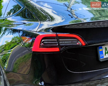 Черный Тесла Модель 3, объемом двигателя 0 л и пробегом 110 тыс. км за 19500 $, фото 15 на Automoto.ua