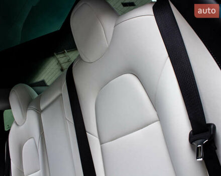 Тесла Модель 3 2021 у Львові на Automoto.ua Чорний Тесла Модель 3, об'ємом двигуна 0 л та пробігом 31 тис. км за 22500 $, фото 24 на Automoto.ua