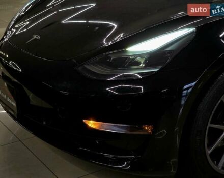 Чорний Тесла Модель 3, об'ємом двигуна 0 л та пробігом 40 тис. км за 21999 $, фото 17 на Automoto.ua