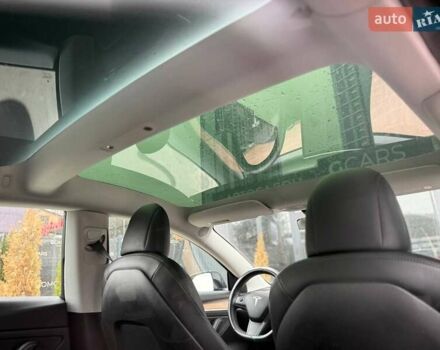 Тесла Модель 3 2021 у Києві на Automoto.ua Чорний Тесла Модель 3, об'ємом двигуна 0 л та пробігом 159 тис. км за 17800 $, фото 17 на Automoto.ua