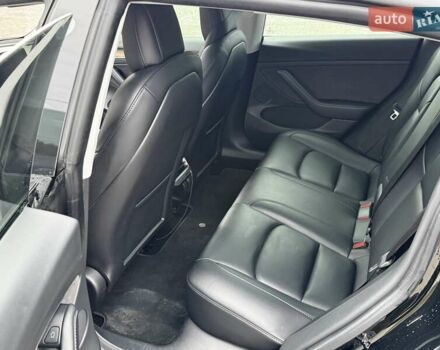 Черный Тесла Модель 3, объемом двигателя 0 л и пробегом 110 тыс. км за 18500 $, фото 9 на Automoto.ua