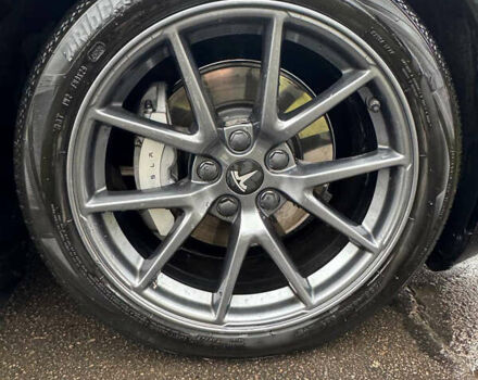 Чорний Тесла Модель 3, об'ємом двигуна 0 л та пробігом 90 тис. км за 20700 $, фото 21 на Automoto.ua