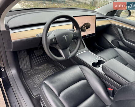 Чорний Тесла Модель 3, об'ємом двигуна 0 л та пробігом 160 тис. км за 17999 $, фото 24 на Automoto.ua
