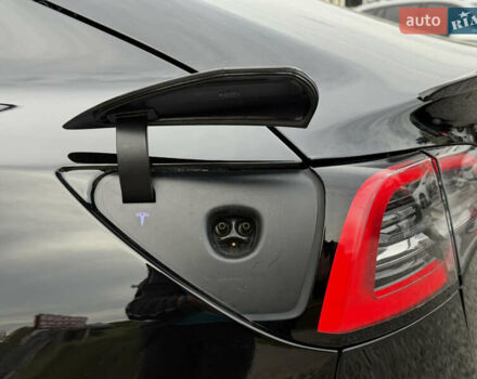 Черный Тесла Модель 3, объемом двигателя 0 л и пробегом 116 тыс. км за 20999 $, фото 17 на Automoto.ua