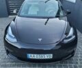 Черный Тесла Модель 3, объемом двигателя 0 л и пробегом 65 тыс. км за 21900 $, фото 4 на Automoto.ua