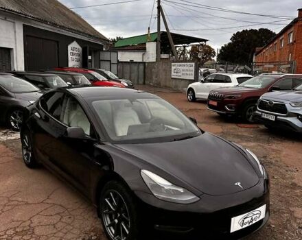 Черный Тесла Модель 3, объемом двигателя 0 л и пробегом 69 тыс. км за 21000 $, фото 1 на Automoto.ua