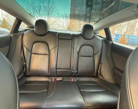 Чорний Тесла Модель 3, об'ємом двигуна 0 л та пробігом 92 тис. км за 21000 $, фото 23 на Automoto.ua