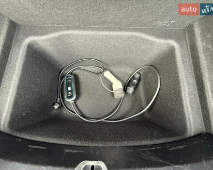 Черный Тесла Модель 3, объемом двигателя 0 л и пробегом 116 тыс. км за 20999 $, фото 38 на Automoto.ua