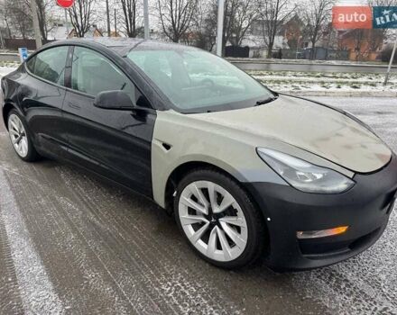 Черный Тесла Модель 3, объемом двигателя 0 л и пробегом 219 тыс. км за 12600 $, фото 2 на Automoto.ua