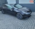 Чорний Тесла Модель 3, об'ємом двигуна 0 л та пробігом 65 тис. км за 21900 $, фото 1 на Automoto.ua