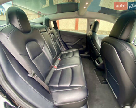 Чорний Тесла Модель 3, об'ємом двигуна 0 л та пробігом 146 тис. км за 20800 $, фото 40 на Automoto.ua