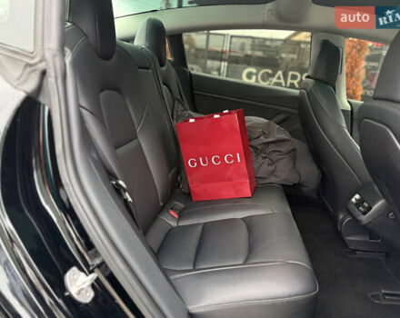 Чорний Тесла Модель 3, об'ємом двигуна 0 л та пробігом 36 тис. км за 19500 $, фото 28 на Automoto.ua