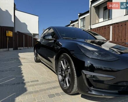 Черный Тесла Модель 3, объемом двигателя 0 л и пробегом 60 тыс. км за 23999 $, фото 12 на Automoto.ua