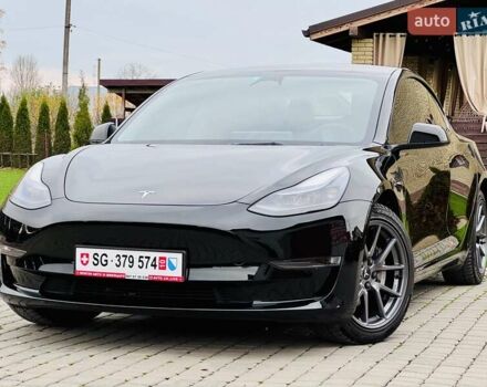 Черный Тесла Модель 3, объемом двигателя 0 л и пробегом 73 тыс. км за 23999 $, фото 5 на Automoto.ua