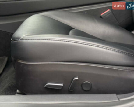 Чорний Тесла Модель 3, об'ємом двигуна 0 л та пробігом 36 тис. км за 19500 $, фото 16 на Automoto.ua