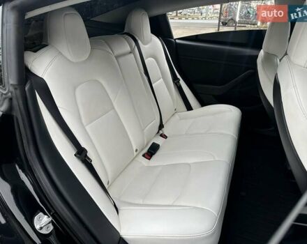 Черный Тесла Модель 3, объемом двигателя 0 л и пробегом 56 тыс. км за 23700 $, фото 12 на Automoto.ua