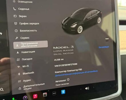 Чорний Тесла Модель 3, об'ємом двигуна 0 л та пробігом 41 тис. км за 24500 $, фото 13 на Automoto.ua