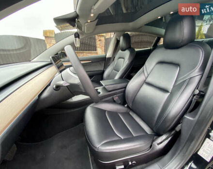 Чорний Тесла Модель 3, об'ємом двигуна 0 л та пробігом 146 тис. км за 20800 $, фото 17 на Automoto.ua