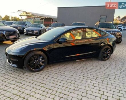 Тесла Модель 3 2022 в Львове на Automoto.ua Черный Тесла Модель 3, объемом двигателя 0 л и пробегом 61 тыс. км за 21900 $, фото 3 на Automoto.ua